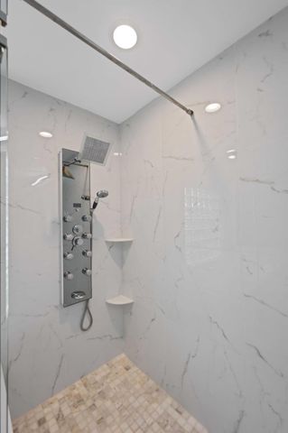 19162 Cloister Lake Lane, Boca Raton, FL 33498