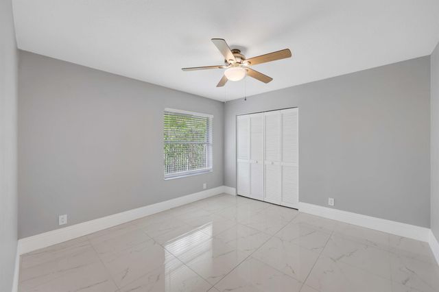 19162 Cloister Lake Lane, Boca Raton, FL 33498