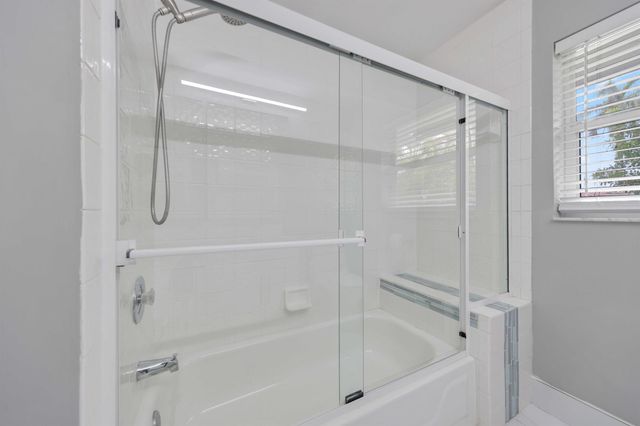 19162 Cloister Lake Lane, Boca Raton, FL 33498