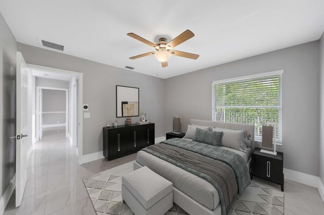 19162 Cloister Lake Lane, Boca Raton, FL 33498