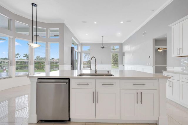 19162 Cloister Lake Lane, Boca Raton, FL 33498