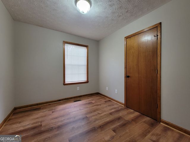 522 Carl Cedar Hill Road, Winder, GA 30680