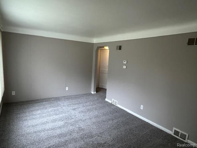 23007 Rosalind Avenue, Eastpointe, MI 48021