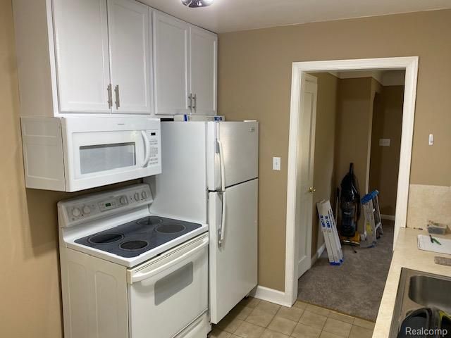 23007 Rosalind Avenue, Eastpointe, MI 48021