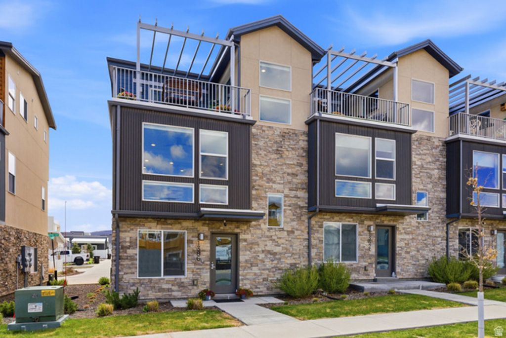 1386 VILLAGE GREEN TRL, Park City, UT 84098 — photo 4