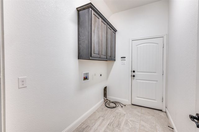 929 Merion Drive, Fort Worth, TX 76028