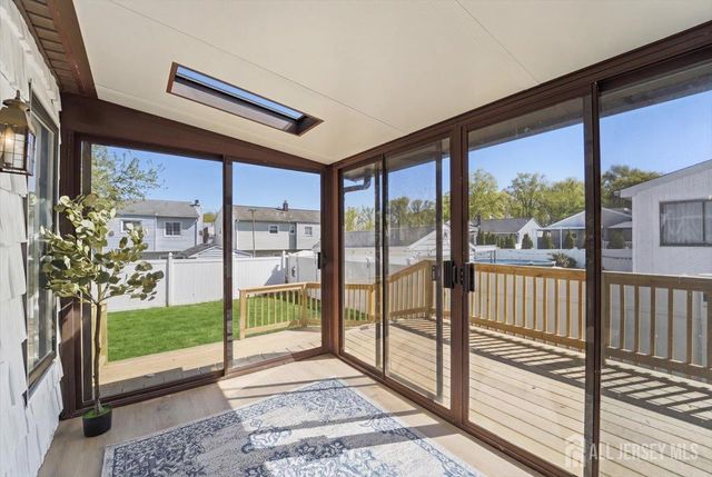 48 Delaware Avenue, Carteret, NJ 07008