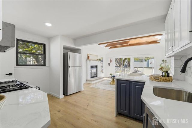 48 Delaware Avenue, Carteret, NJ 07008