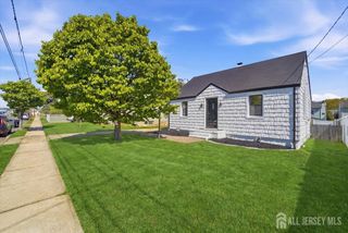 48 Delaware Avenue, Carteret, NJ 07008