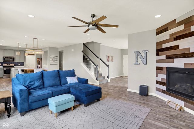 13538 Longrise Lane, Fishers, IN 46037