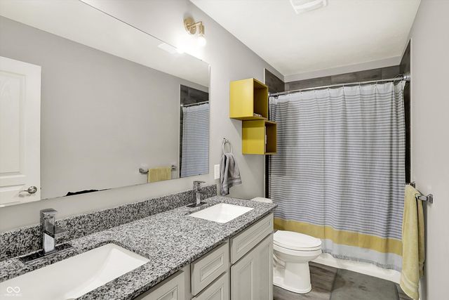 13538 Longrise Lane, Fishers, IN 46037