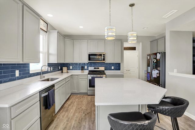 13538 Longrise Lane, Fishers, IN 46037