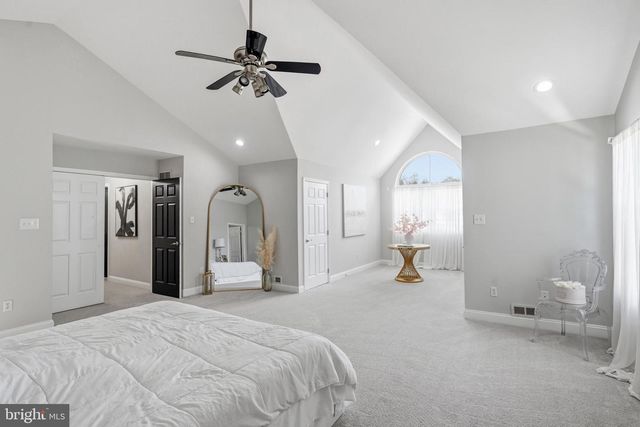 90 ANTHONY DR, Burlington, NJ 08016