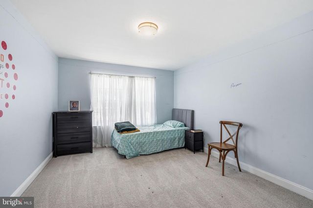 90 ANTHONY DR, Burlington, NJ 08016