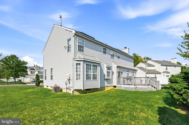90 ANTHONY DR, Burlington, NJ 08016
