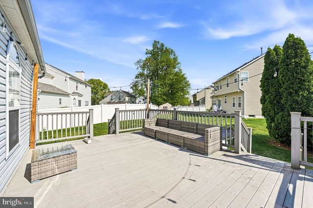 90 ANTHONY DR, Burlington, NJ 08016