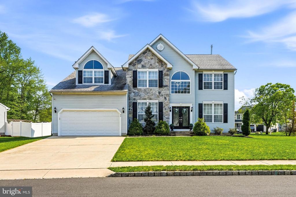 90 ANTHONY DR, Burlington, NJ 08016