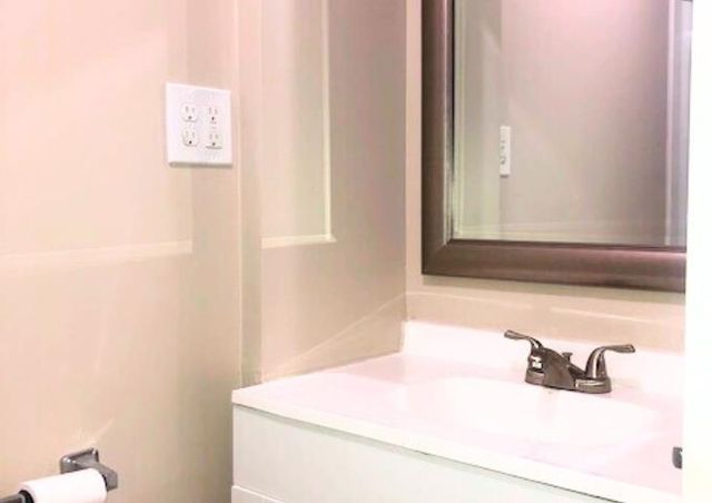 2031 W McCormick Ave., Wichita, KS 67213