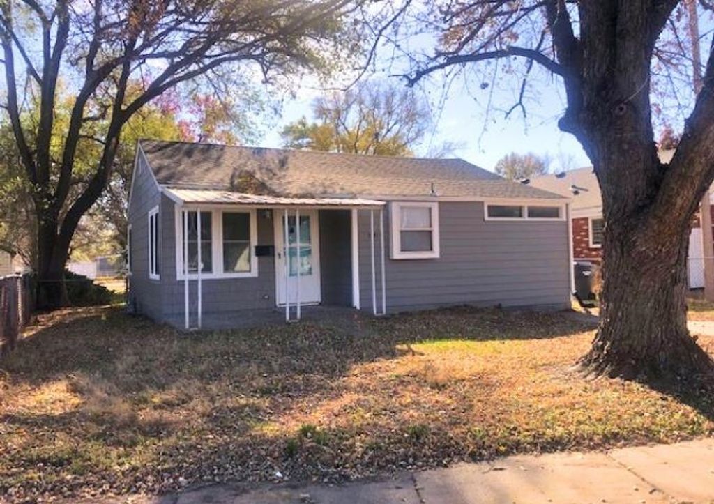 2031 W McCormick Ave., Wichita, KS 67213