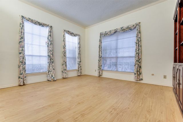 4210 Stonecastle Drive, Garland, TX 75044