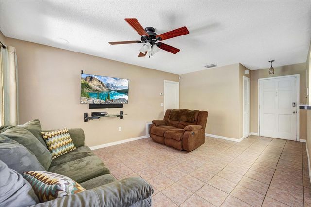 5220 FORZLEY STREET, Orlando, FL 32812