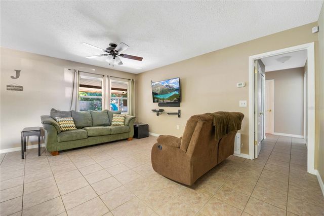 5220 FORZLEY STREET, Orlando, FL 32812