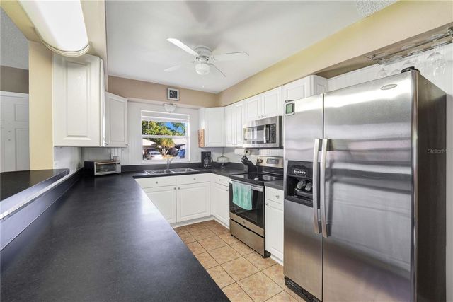 5220 FORZLEY STREET, Orlando, FL 32812