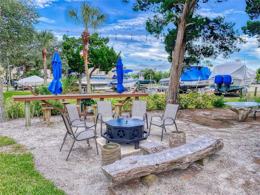 Image 56 of property listing at 436 BOUCHELLE DRIVE 105, New Smyrna Beach, FL 32169