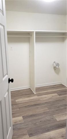 813 S Liberty Street, Independence, MO 64050