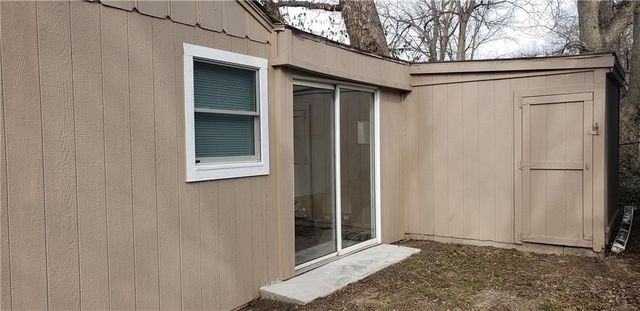 813 S Liberty Street, Independence, MO 64050