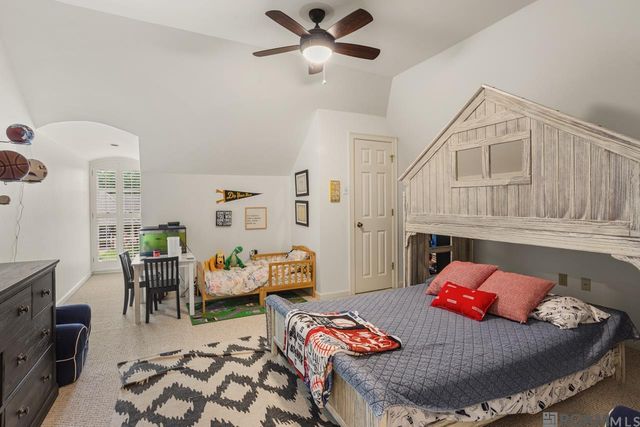 1701 Louray Dr, Baton Rouge, LA 70808