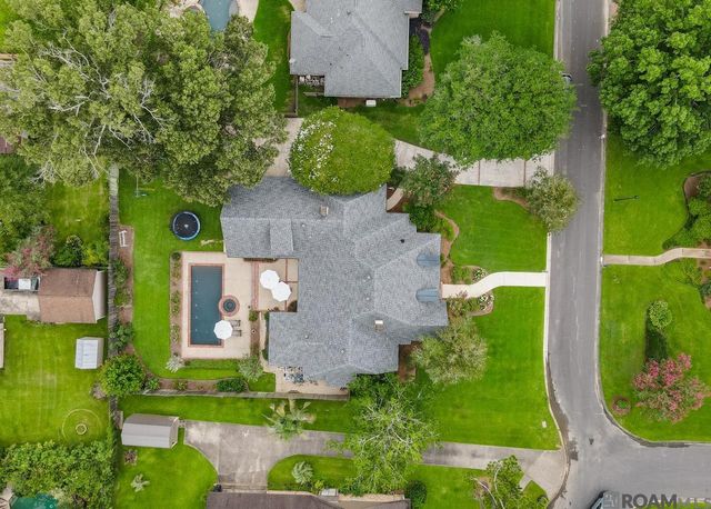 1701 Louray Dr, Baton Rouge, LA 70808