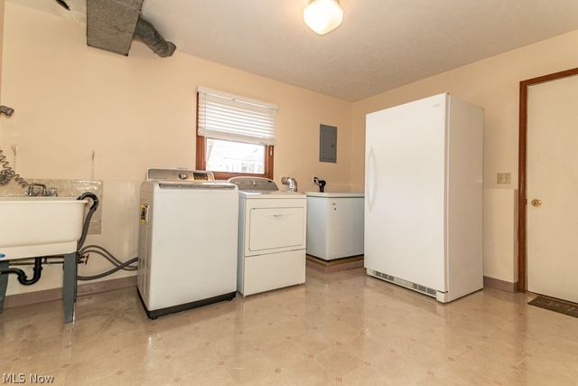 5034 Medhurst Avenue, Solon, OH 44139