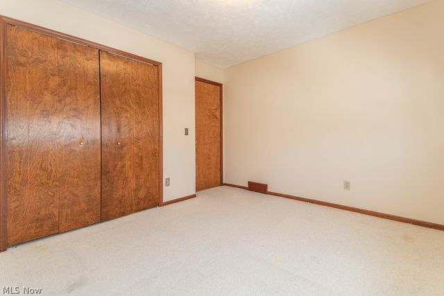 5034 Medhurst Avenue, Solon, OH 44139