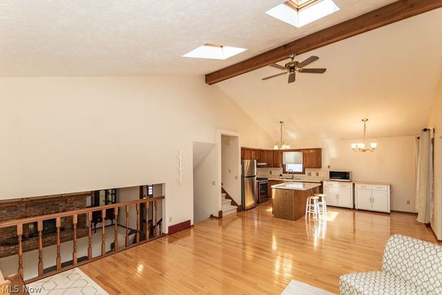 5034 Medhurst Avenue, Solon, OH 44139