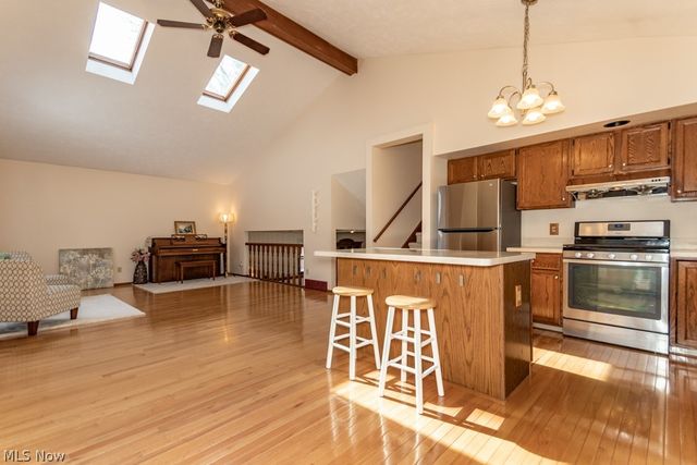 5034 Medhurst Avenue, Solon, OH 44139