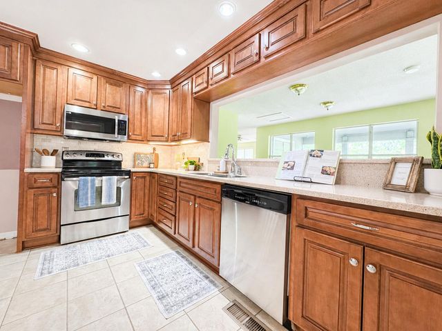 317 Shady Crest Drive, Chattanooga, TN 37415