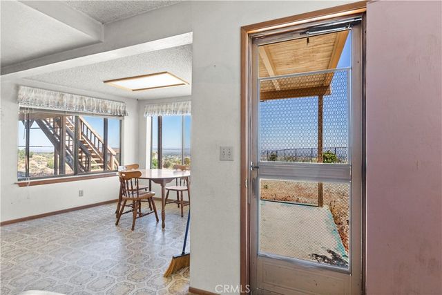 8451 Zohra Canyon Rd, Pinon Hills, CA 92372