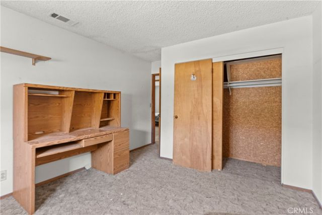 8451 Zohra Canyon Rd, Pinon Hills, CA 92372