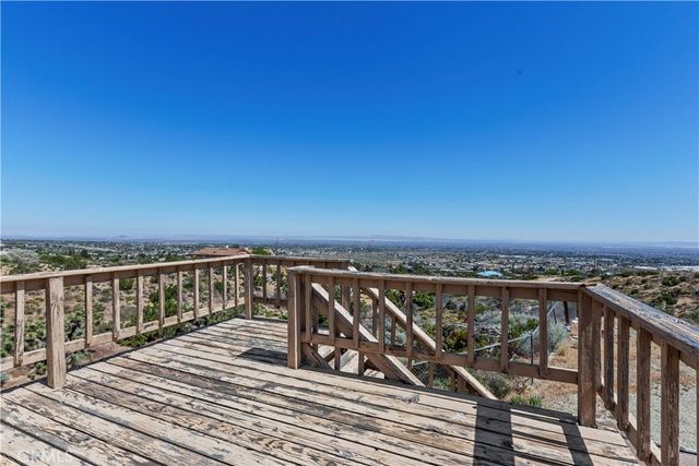 8451 Zohra Canyon Rd, Pinon Hills, CA 92372