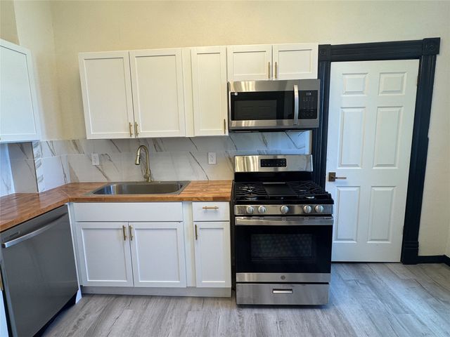 1735 7th Street, Des Moines, IA 50314