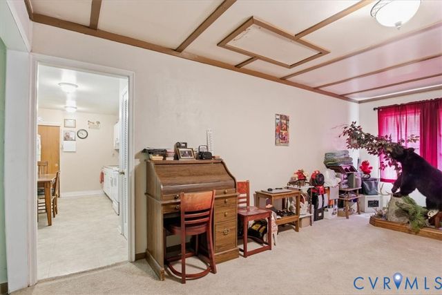27 Garland Town Rd, Mineral, VA 23117