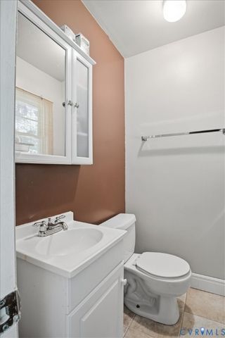 27 Garland Town Rd, Mineral, VA 23117