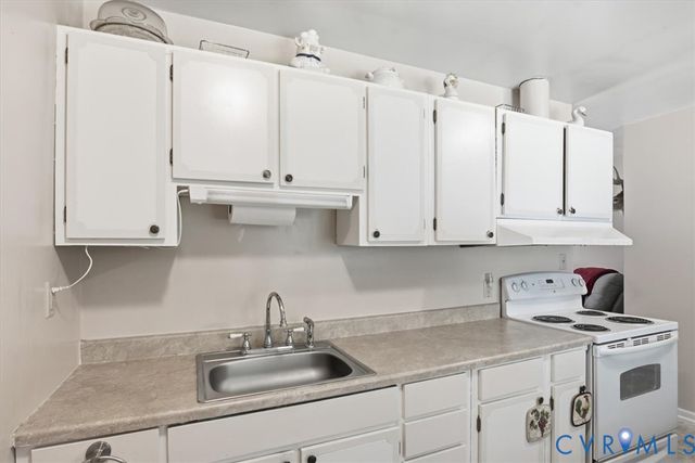 27 Garland Town Rd, Mineral, VA 23117