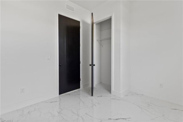 9047 Maywood CIR, Labelle, FL 33935