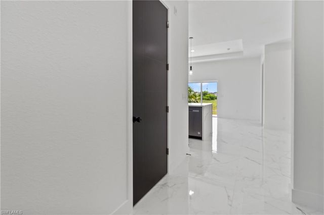 9047 Maywood CIR, Labelle, FL 33935