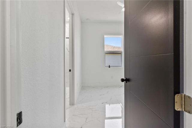 9047 Maywood CIR, Labelle, FL 33935