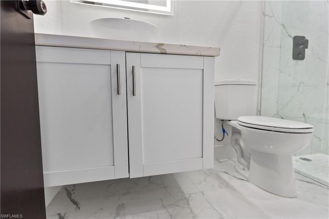 9047 Maywood CIR, Labelle, FL 33935