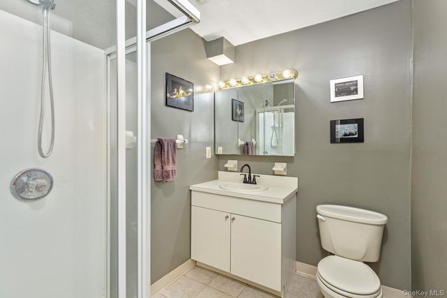 129 Pointe Circle N 129, Coram, NY 11727