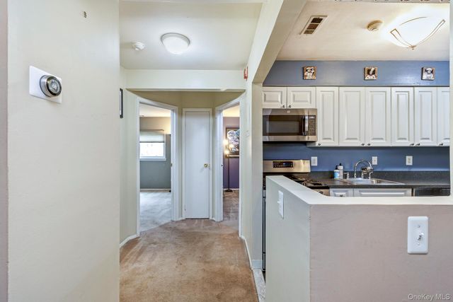 129 Pointe Circle N 129, Coram, NY 11727